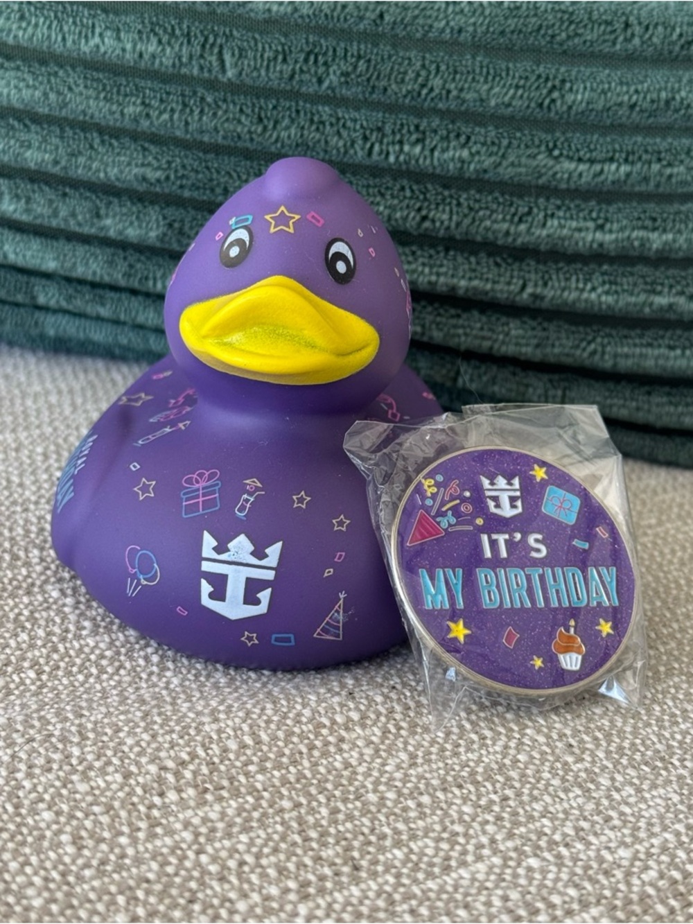 RARE Royal Caribbean Icon of the Seas Birthday Duck + Pin 2025 Cruise Exclusive